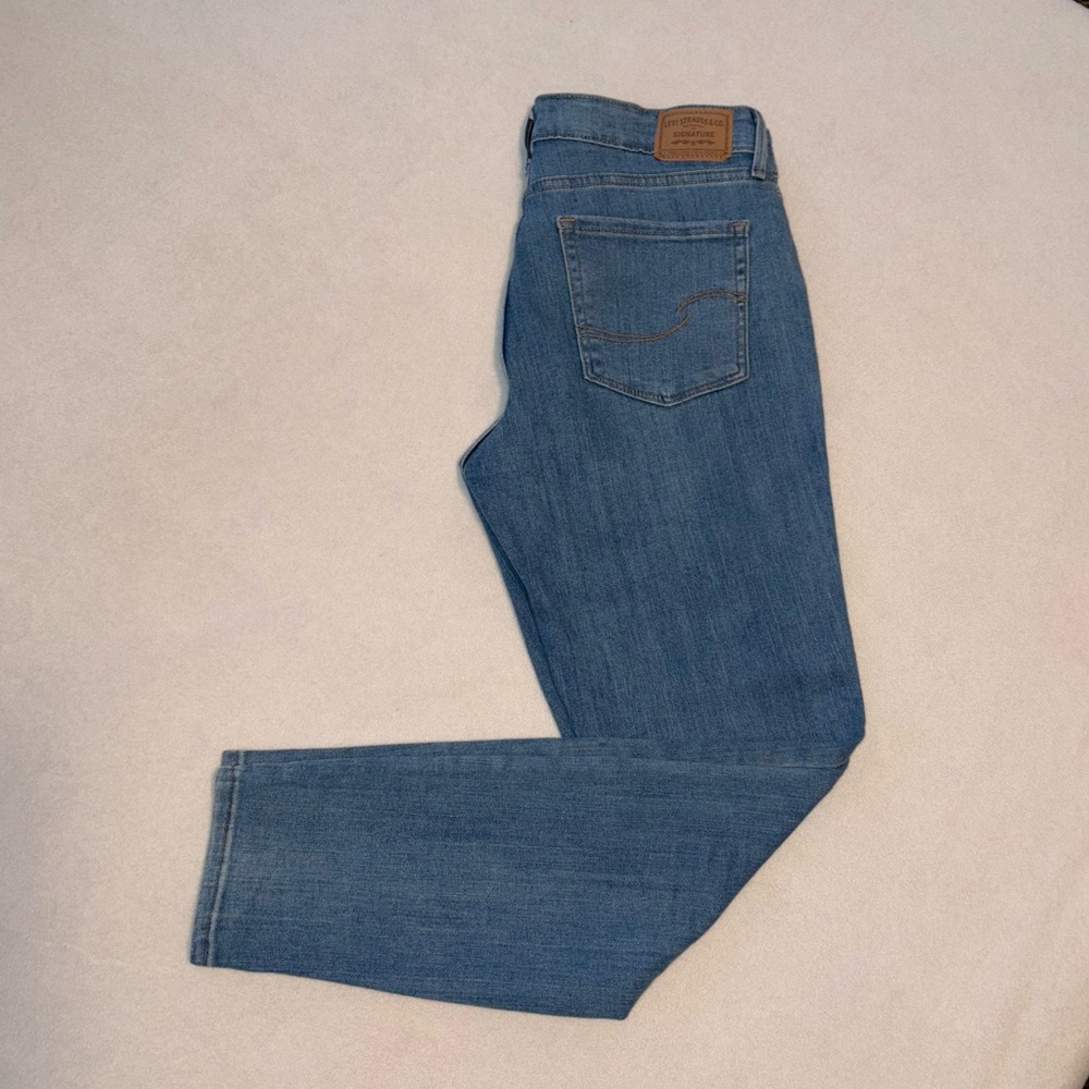 Levi Strauss Signature Women's Mid Rise Skinny Jeans, inseam: 29", size 4